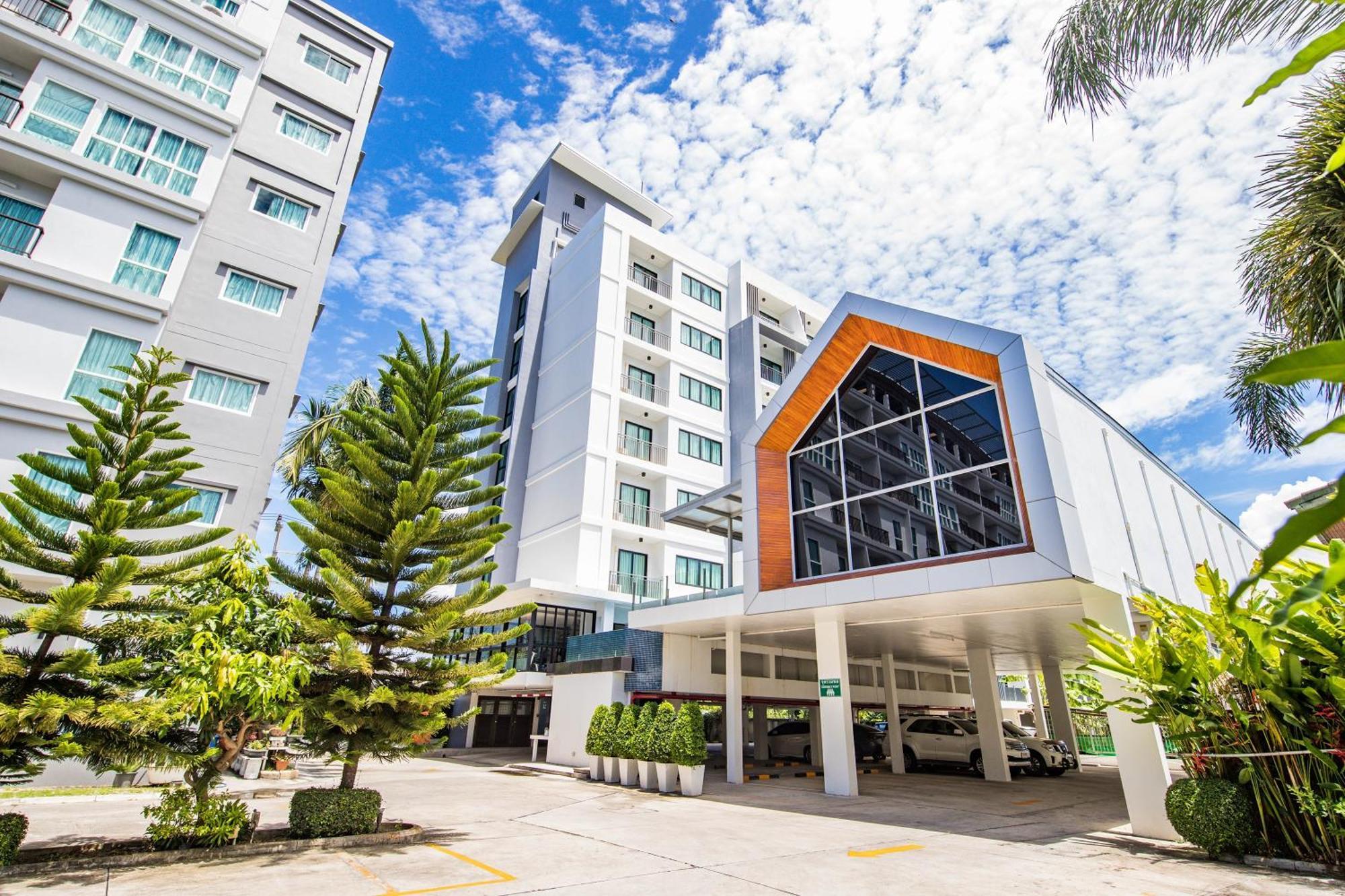 Phavina Hotel Rayong Sha Extra Plus Exterior foto